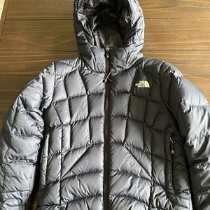 Women’s North Face Puffer jacket